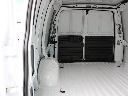 Used 2025 Chevrolet Express 3500 Extended w/ Driver Convenience Package RWD image 12