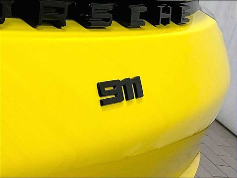 Used 2020 Porsche 911 Carrera S image 33