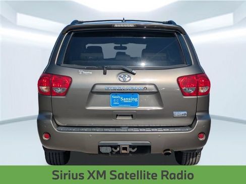 Used 2016 Toyota Sequoia SR5 w/ Premium Package RWD image 5