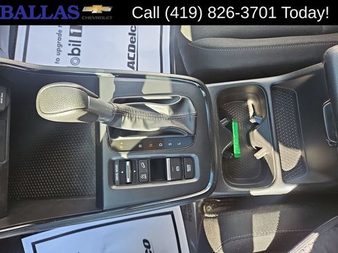Used 2025 Honda CR-V EX image 16