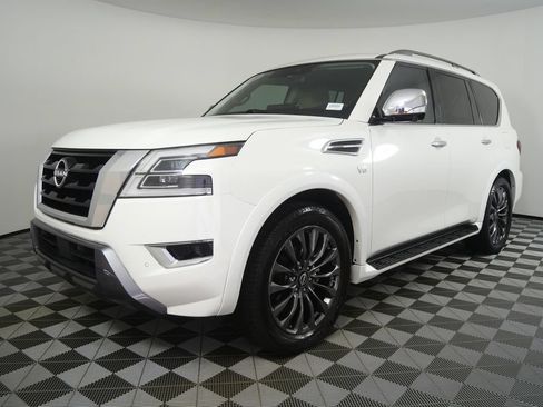 Used 2021 Nissan Armada Platinum w/ Captain's Chairs Package RWD image 7