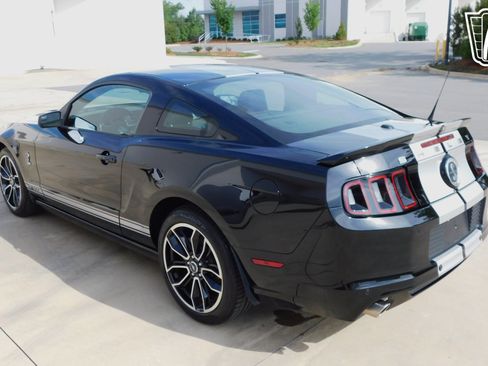Used 2014 Ford Mustang GT Premium w/ Electronics Package RWD image 19