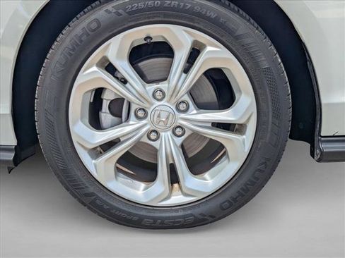 Used 2023 Honda Accord LX image 9