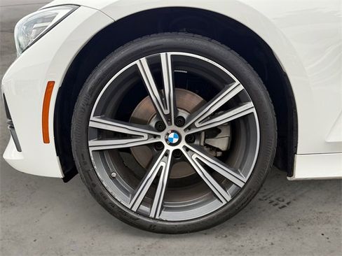 Used 2019 BMW 330i Sedan w/ Convenience Package image 14