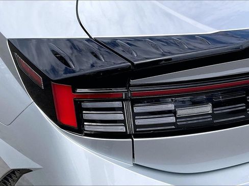 Used 2025 Hyundai Sonata SEL FWD image 4