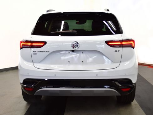 Used 2023 Buick Envision Essence w/ Sport Touring Package image 6