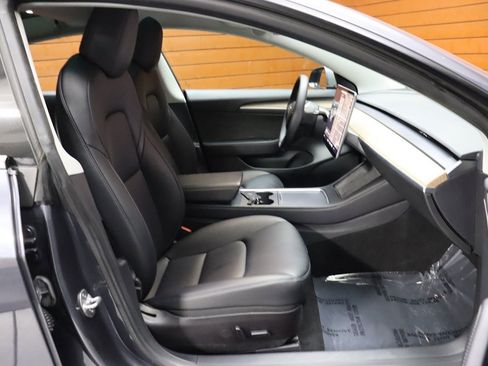 Used 2023 Tesla Model 3 Standard Range image 59