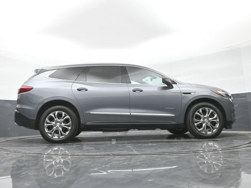Used 2019 Buick Enclave Avenir w/ Avenir Technology Package image 47