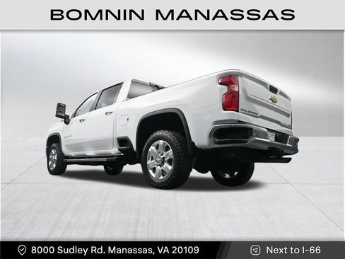 Used 2022 Chevrolet Silverado 2500 LTZ w/ LTZ Premium Package image 30