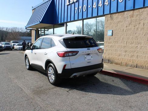 Used 2020 Ford Escape SE image 6