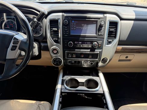 Used 2016 Nissan Titan SL AWD/4WD image 16