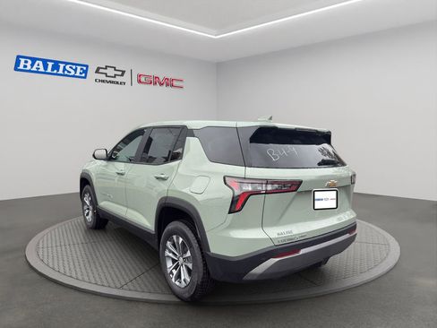 New 2026 Chevrolet Equinox LT image 8