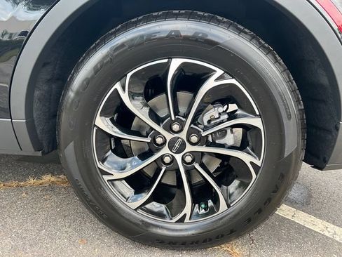 New 2026 Lincoln Nautilus Premier w/ Equipment Group 102A AWD/4WD image 21