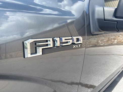 Used 2018 Ford F150 XLT w/ Equipment Group 302A Luxury image 9