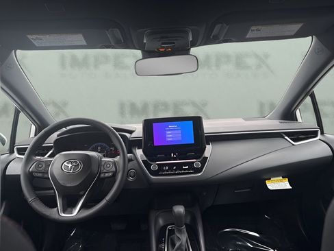 Used 2026 Toyota Corolla SE FWD image 11