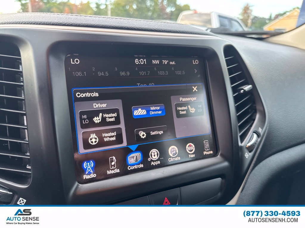Used 2016 Jeep Cherokee Limited AWD/4WD image 19