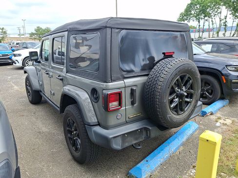 Used 2023 Jeep Wrangler Unlimited Sport AWD/4WD image 5