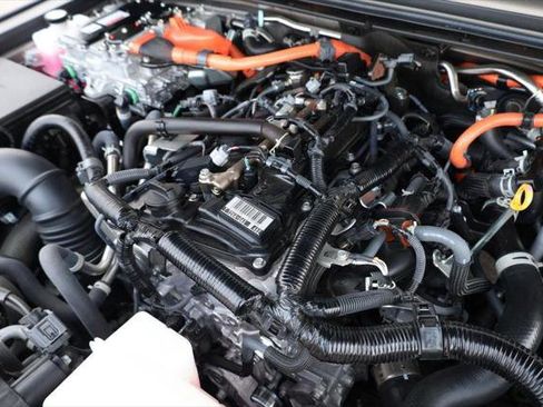 Certified 2024 Toyota Land Cruiser image 25