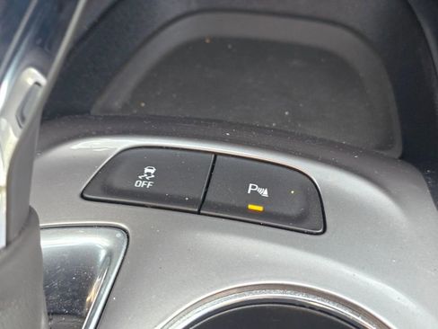 Used 2024 Chevrolet Malibu LT w/ Midnight Edition image 28