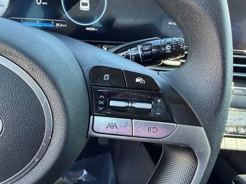 Used 2024 Hyundai Elantra SEL FWD image 23