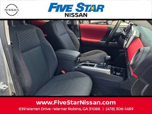 Used 2023 Toyota Tacoma SR5 w/ Technology Package AWD/4WD image 17