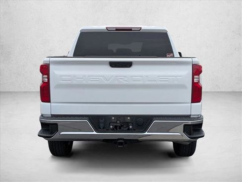Used 2024 Chevrolet Silverado 1500 LT RWD image 6