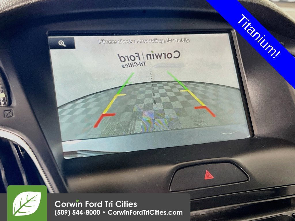 Used 2015 Ford Focus Titanium FWD image 19