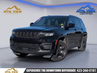 Used 2023 Jeep Grand Cherokee Altitude video 1