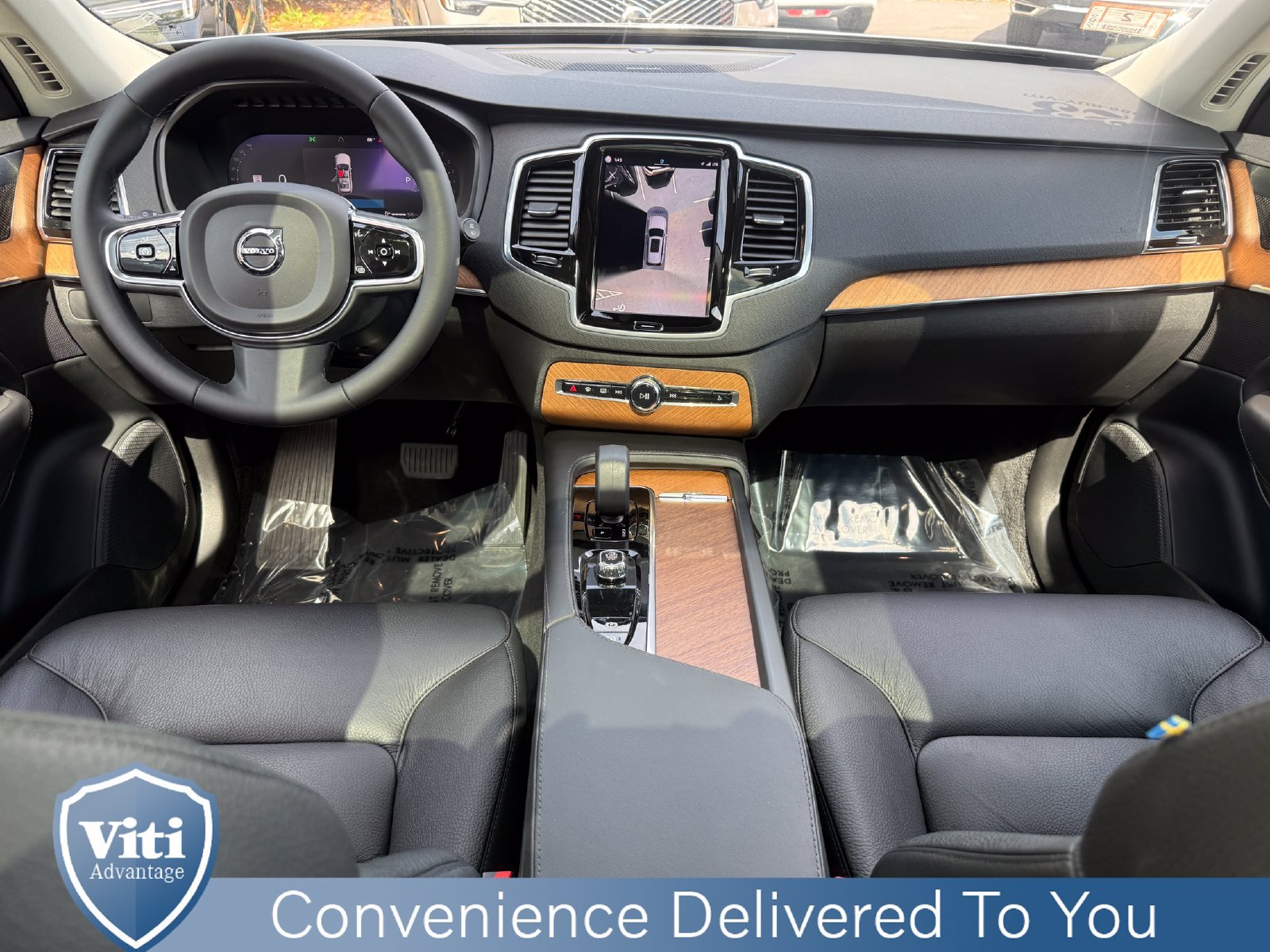 Used 2023 Volvo XC90 B6 Plus w/ Protection Package Premier AWD/4WD image 2