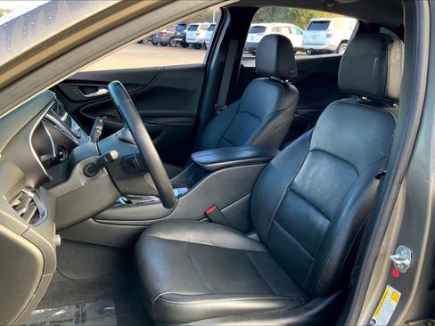 Used 2020 Chevrolet Malibu Premier FWD image 7