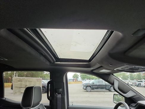 New 2026 GMC Sierra 1500 AT4X w/ LPO, Black Badging Package image 8