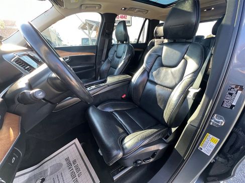 Used 2016 Volvo XC90 T6 Inscription w/ Vision Package image 14