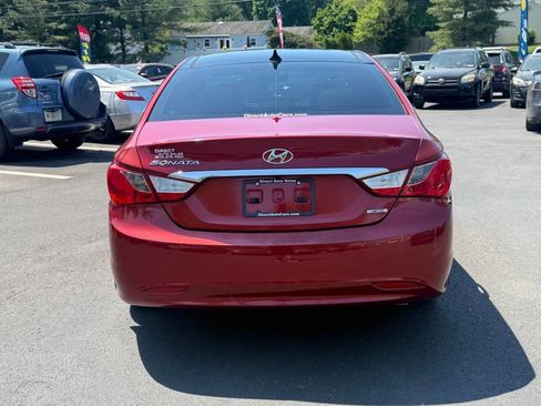 Used 2012 Hyundai Sonata Limited w/ Navigation Pkg FWD image 9