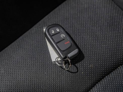 Used 2016 RAM 3500 Laramie image 67