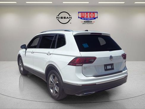 Used 2021 Volkswagen Tiguan SEL AWD/4WD image 4