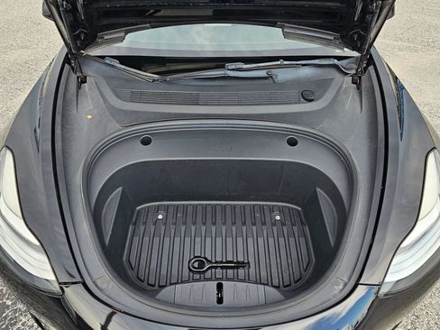 Used 2022 Tesla Model 3 Standard Range RWD image 15
