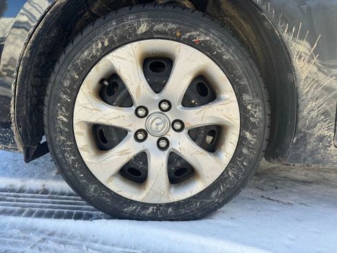 Used 2012 MAZDA MAZDA3 i Sport image 24