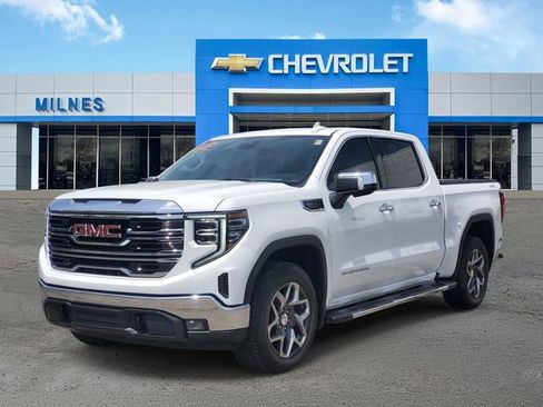 Certified 2023 GMC Sierra 1500 SLT w/ SLT Premium Package AWD/4WD image 2