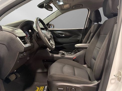 Used 2023 GMC Terrain SLE w/ Driver Convenience Package AWD/4WD image 17
