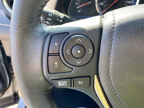 Used 2014 Toyota RAV4 Limited AWD/4WD image 16