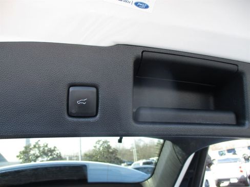 Used 2024 Ford Escape Active image 18