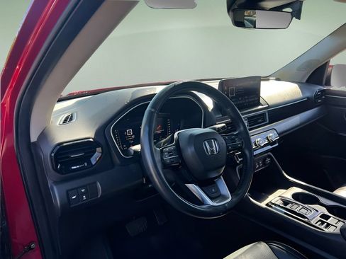Used 2024 Honda Pilot Elite image 9