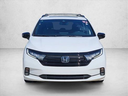 Used 2023 Honda Odyssey Sport image 2