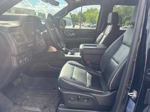 Used 2024 Chevrolet Tahoe Premier AWD/4WD image 10