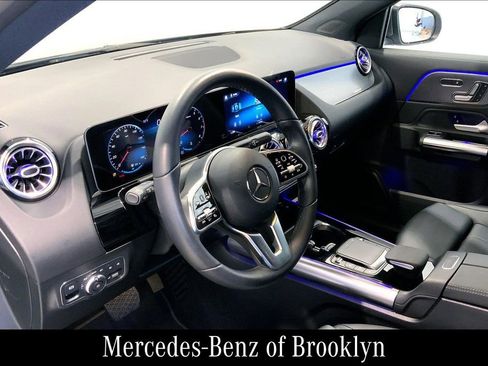 Used 2021 Mercedes-Benz GLA 250 4MATIC image 20