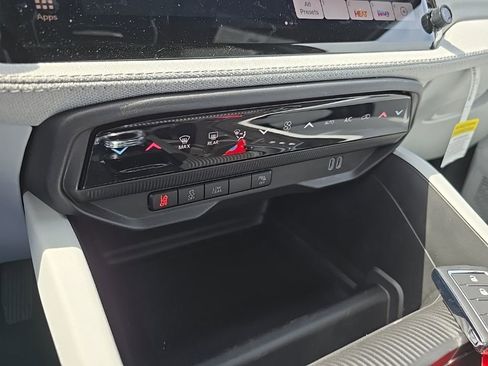 New 2026 Jeep Cherokee Laredo image 36