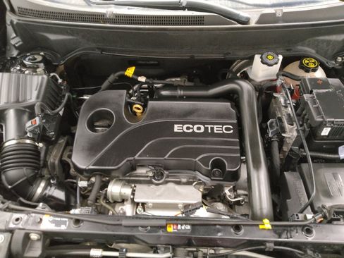 Used 2020 Chevrolet Equinox LS w/ LS Convenience Package image 30