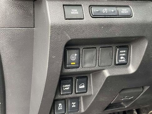 Used 2024 Nissan Frontier PRO-4X w/ Pro Convenience Package image 27