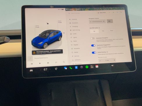 Used 2022 Tesla Model Y Long Range AWD/4WD image 13