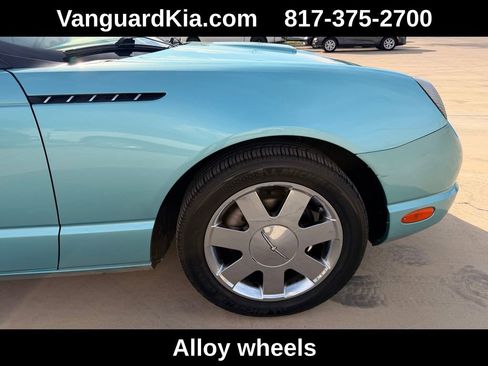 Used 2002 Ford Thunderbird image 11